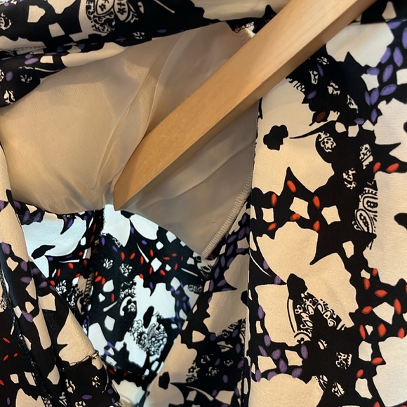 Neiman Marcus Silk Vintage Floral Button Down Spring Maxi Dress - Picture 6 of 8